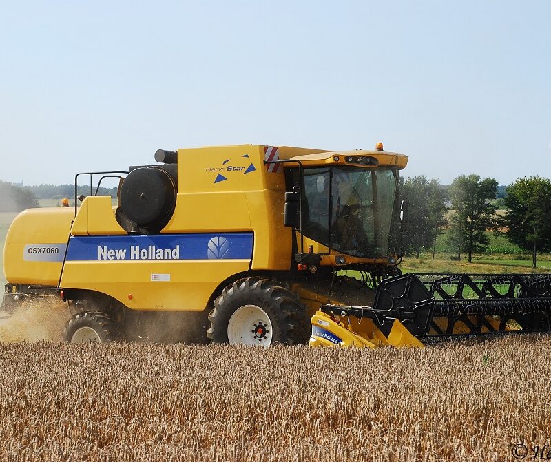 Комбайн New Holland CSX