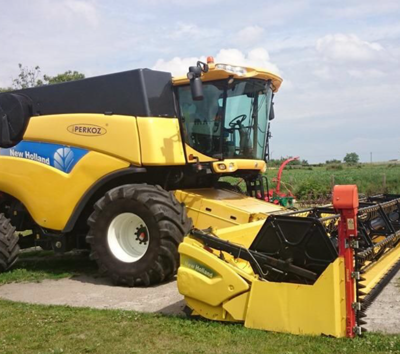 Комбайни New Holland CR
