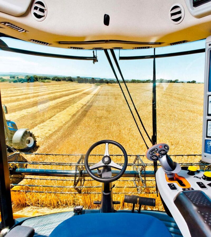 Заправка, ремонт, обслуживание кондиционеров комбайнов Case и New Holland