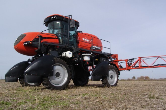 Самохідний обприскувач KUHN PARRUDA 3030 MT
