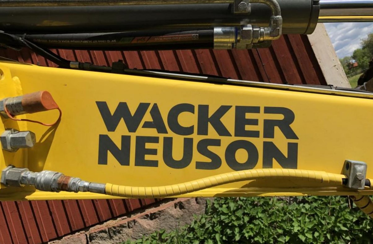Ремонт двигателя экскаватора Wacker Neuson