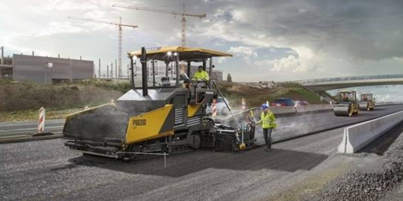 Ремонт двигателя асфальтоукладчика VOLVO