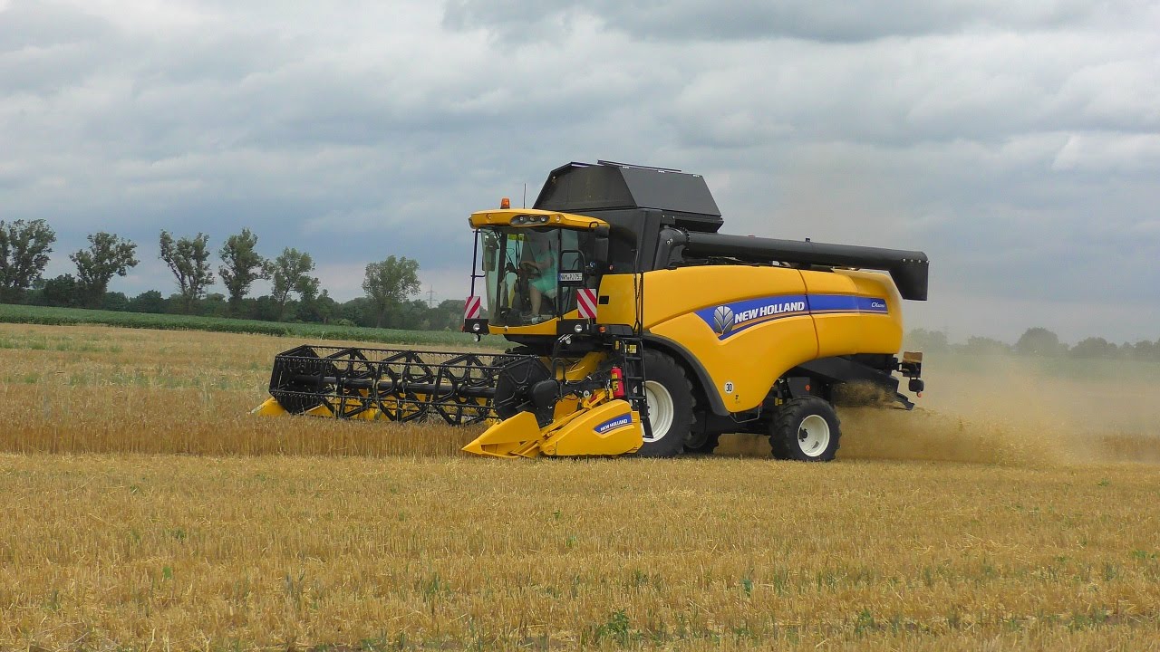 Підготовка до сезону та обслуговування комбайнів Case та New Holland